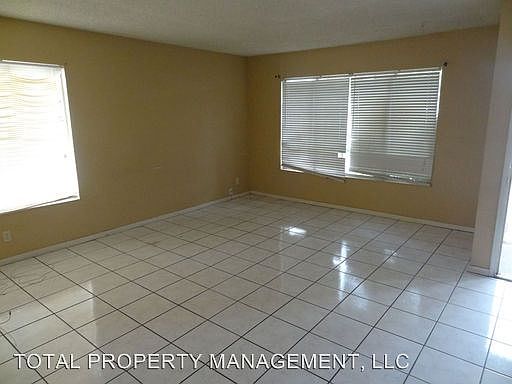 4th image of 5376 Corral Ct