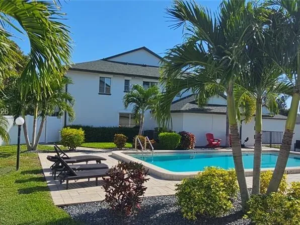 1519 Cape Coral Pkwy W APT 6, Cape Coral, FL 33914