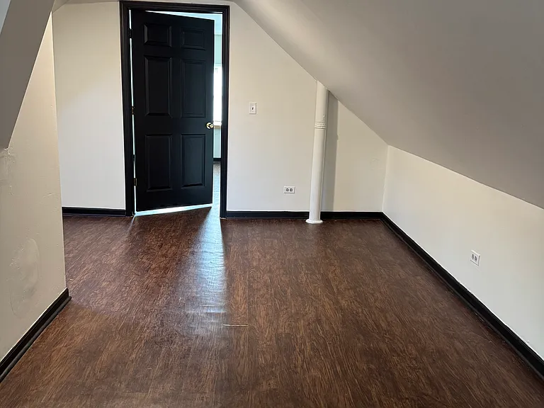 4119 S Sacramento Ave #3 — Photo 5