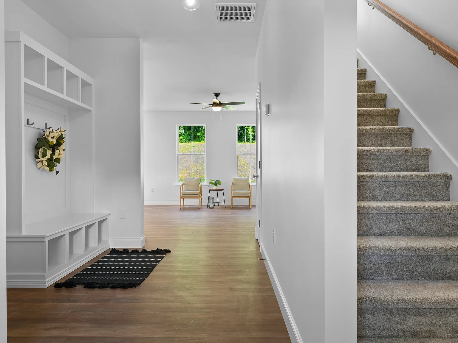 3 bed, 2.5 bath, 1800 sqft, $2,025 — Photo 4