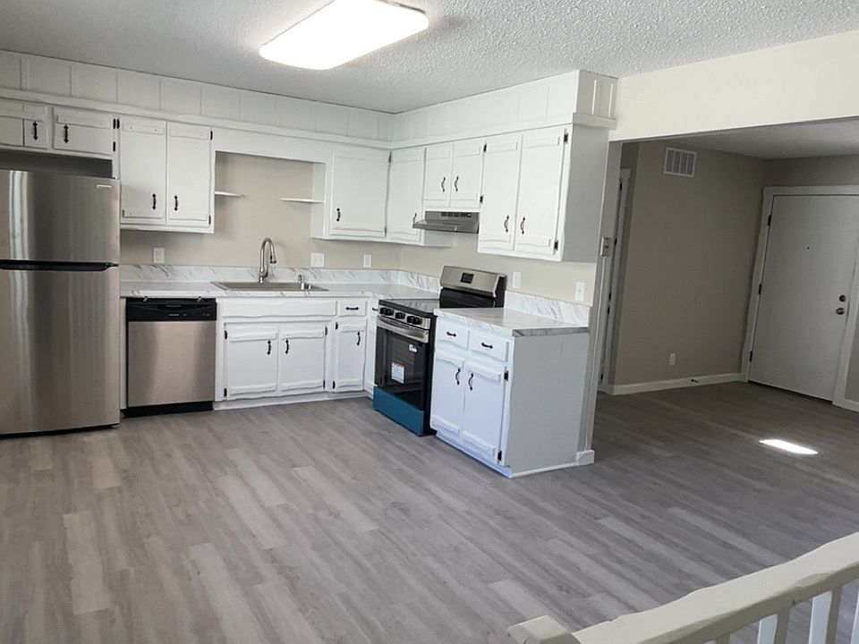 1st image of 139 N Nevada Ct #139