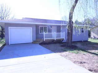 261 Rea St, Hollister, MO 65672