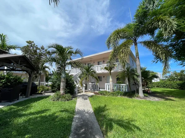 229 SE 1st Ave APT 204, Boynton Beach, FL 33435
