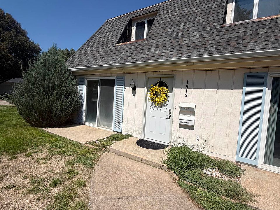 1st image of 1912 32nd St