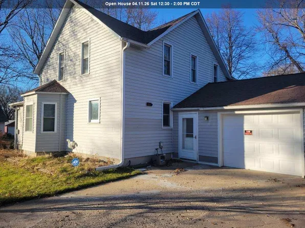 411 S Center St, Ceylon, MN 56121