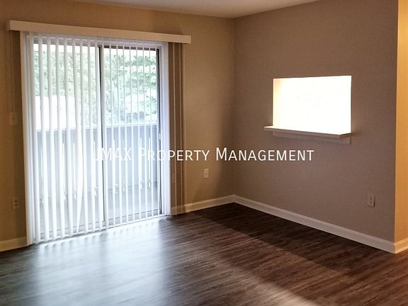 4th image of 3225 Chaparral Dr APT E