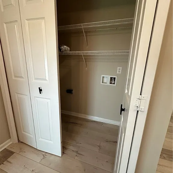 223 Chippingwood Cir — Photo 12