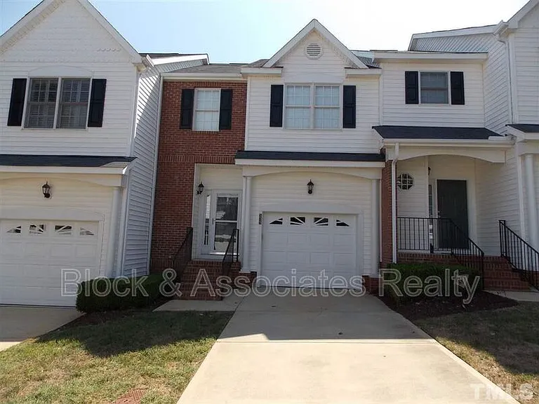 5523 Cottonrose Ln — Photo 1