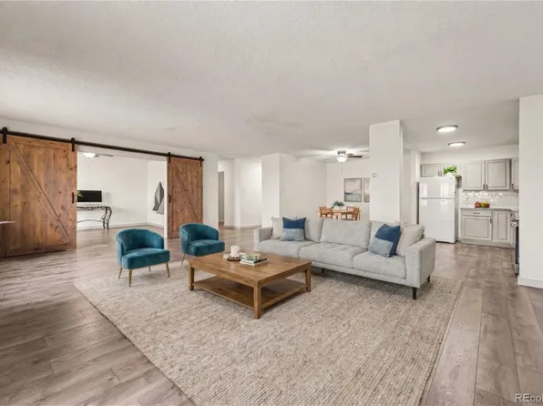 300 S Clinton Street #8C, Denver, CO 80247