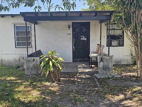 2nd image of 1950 Service Rd