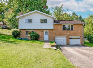 120 Center Church Rd, Mcmurray, PA 15317