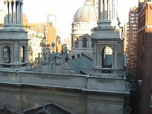 Sold by Douglas Elliman | media 20