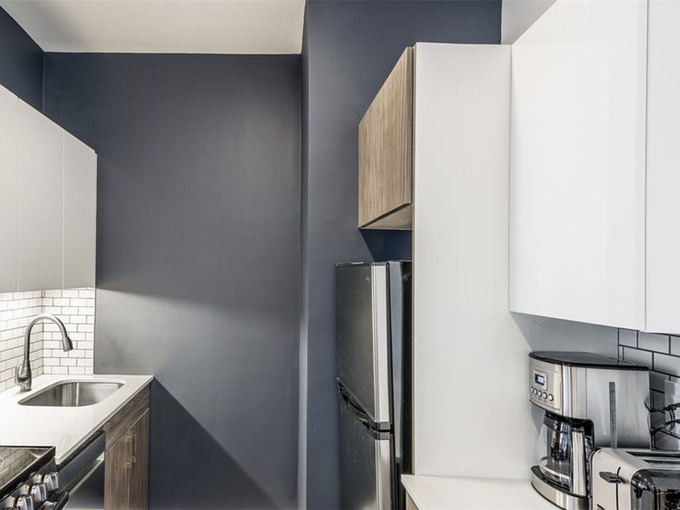 11 Queensberry St. #24 Boston - Fenway Unit Photo 1 (1)