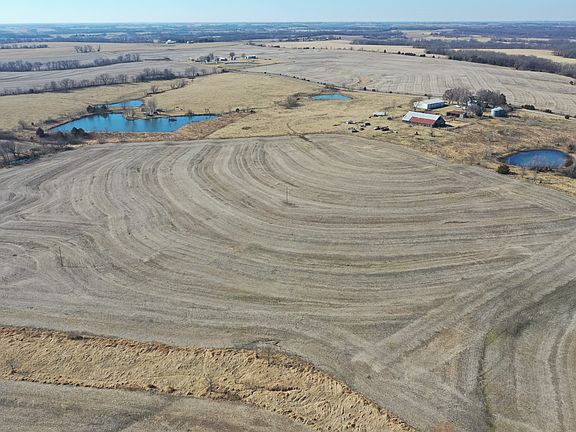 5th image of NE King Rd