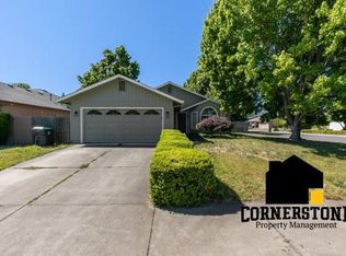 725 Aspen St, Medford, OR 97501