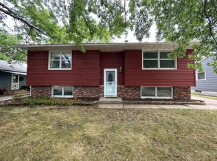 1528 5th Ave SW, Rochester, MN 55902