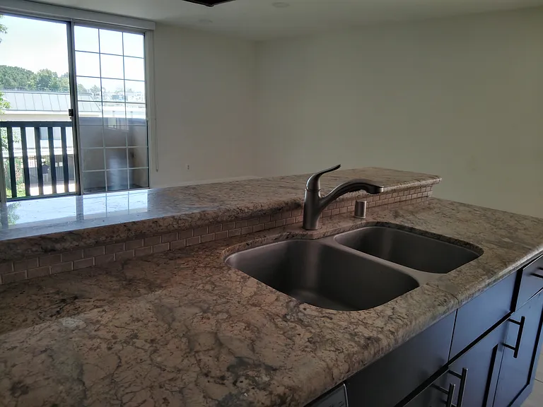 18640 Collins St #201 — Photo 6