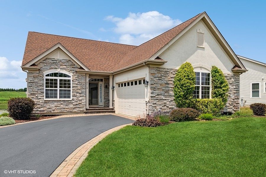 2710 Harnish Dr, Algonquin, IL 60102 Zillow