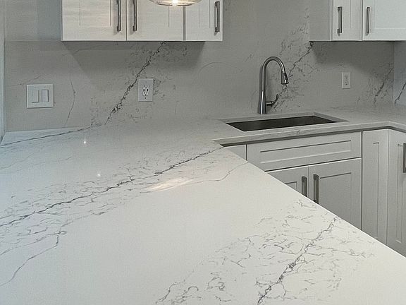 White quartz with gray veining