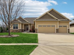 2728 NW 167th Ct, Clive, IA 50325