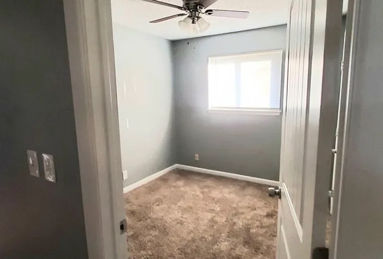 628 N Dallas Ave — Photo 8