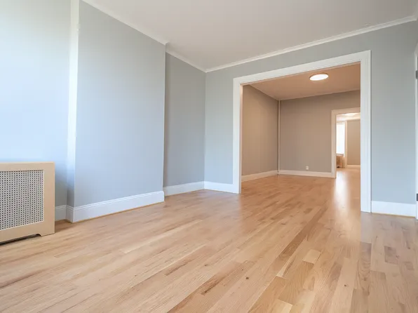 74-23 64 Lane image 9 of 11