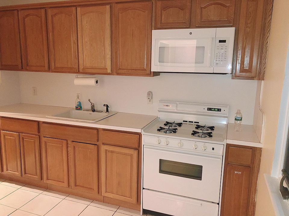 1st image of 608 Mayfair Dr S Floor 1