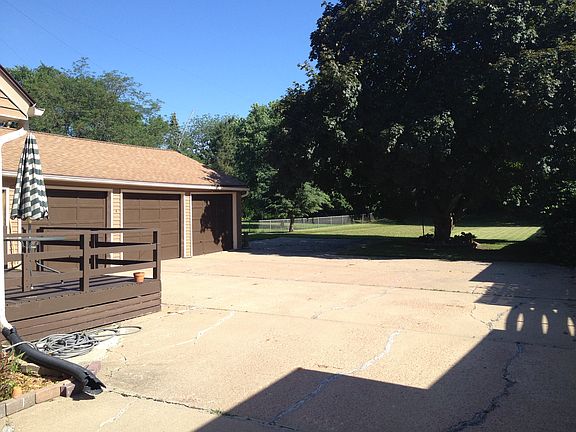 2nd image of 5415 Bushnell Ave