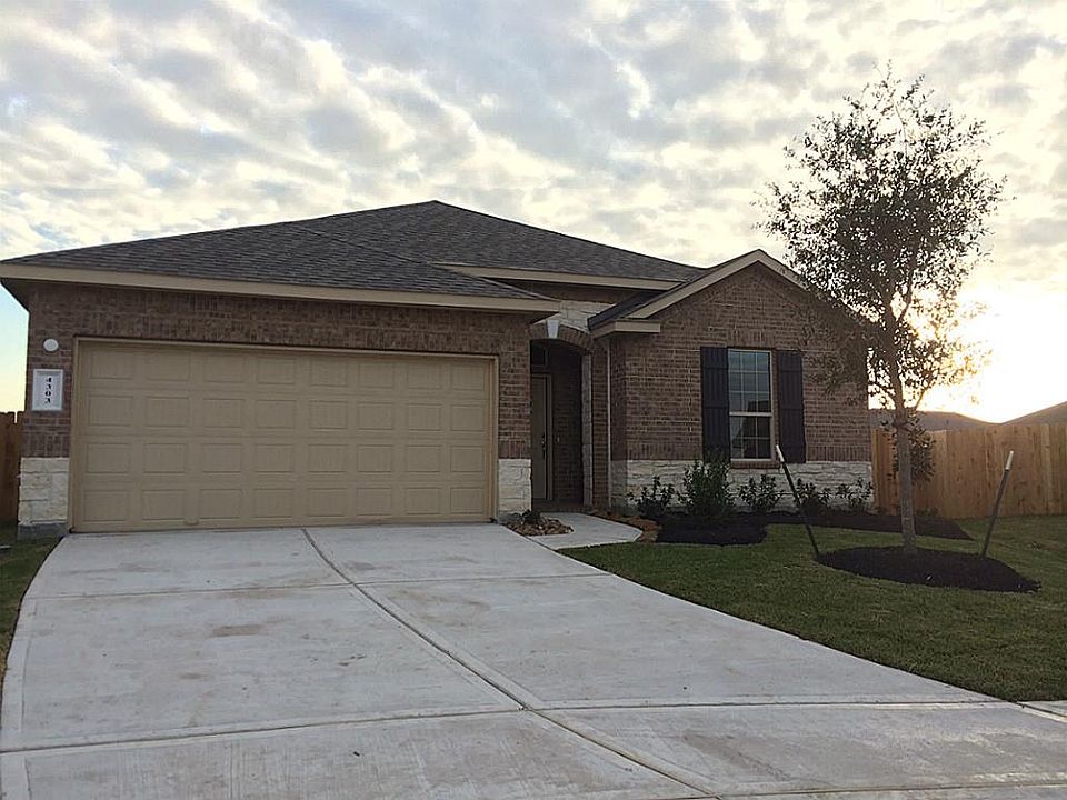 1st image of 4303 Lisboa Cir