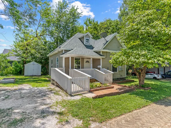 930 E Dale Street, Springfield, MO 65803
