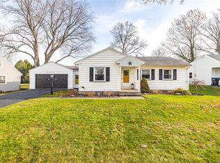 316 Dellwood Rd, Rochester, NY 14616