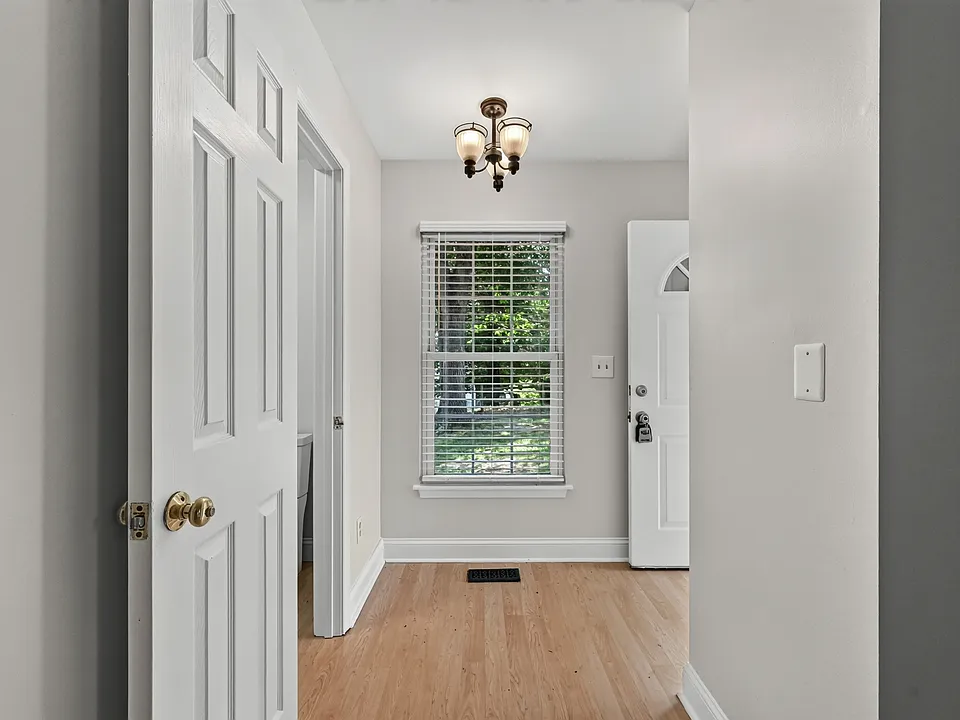 271 Paw Paw Dr
