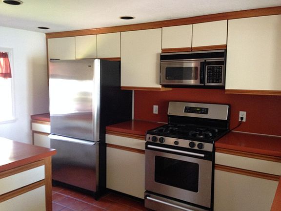 Gourmet Kitchen