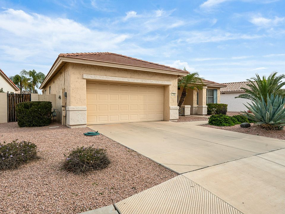 1st image of 17822 W Club Vista Dr