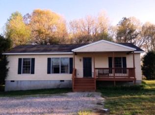 3770 Woodstock Rd, Gloucester, VA 23061