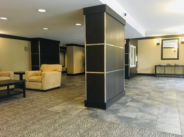 235 Guildford Way #1604, Pt Moody, BC V3H 5L8
