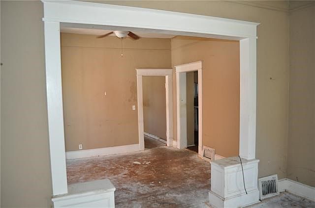 2nd image of 1917 Washington Ave