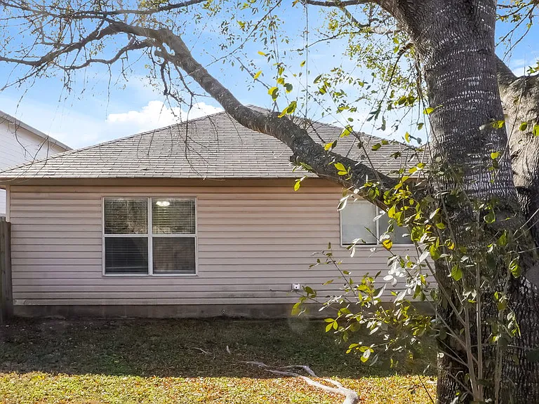 6942 Saharastone Dr — Photo 18