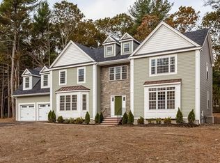 11 Wood Hollow Way, Hanover, MA 02339