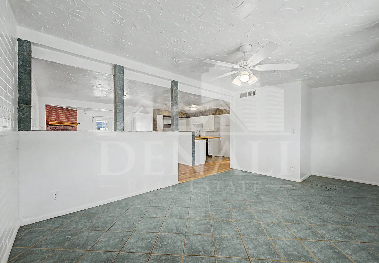 4 bed, 2.0 bath, 1460 sqft, $1,995 — Photo 4