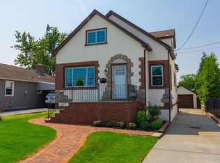 94 Alhambra Rd, Massapequa, NY 11758