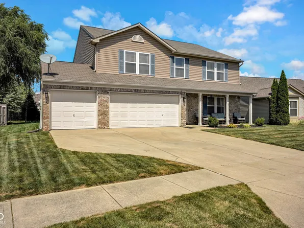 3511 Firethorn Dr, Whitestown, IN 46075