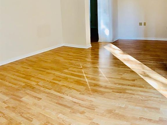 2nd image of 9 Banyan Dr