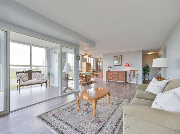 600 Rexdale Blvd #403, Toronto, ON M9W 6T4