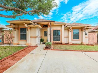 814 Chalan Dr, Laredo, TX 78045