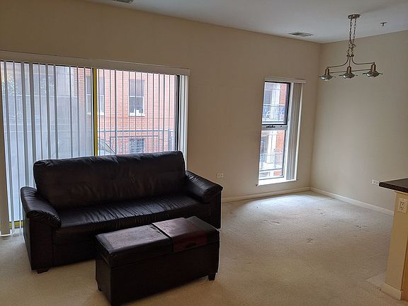 3rd image of 1222 Chicago Ave APT 305