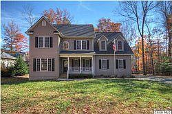 1st image of 9 W Lake Forest Dr