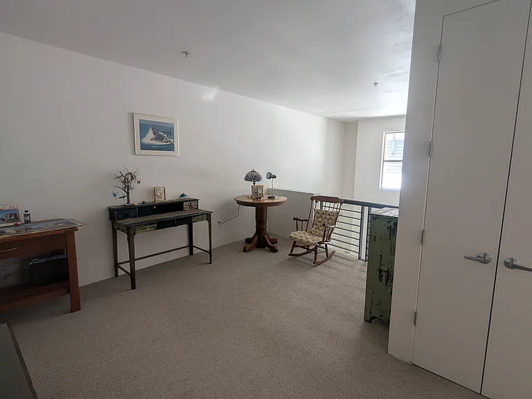 2025 S St #204 — Photo 7