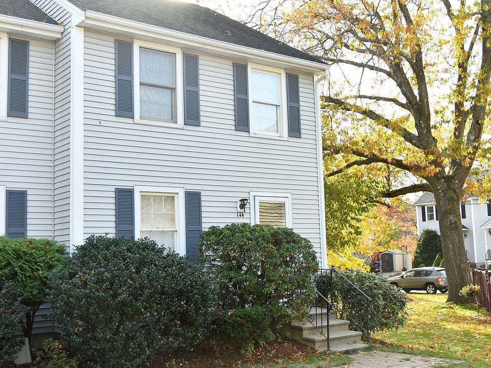 146 Dunbar St Manchester, NH, 03103 Apartments for Rent Zillow