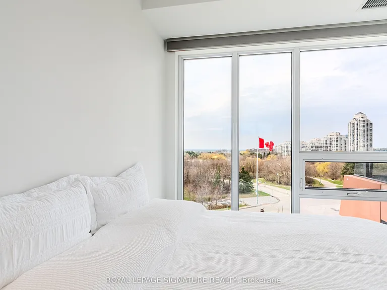 20 Shore Breeze Dr #515 — Photo 15